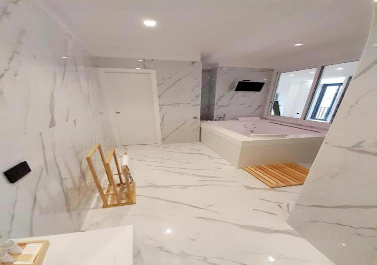 President Plaza Vip Suite Spa By Babylon Stay ナポリ エクステリア 写真